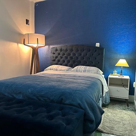 Апартаменты Apartamento Com Hidromassagem Em Грамаду Экстерьер фото