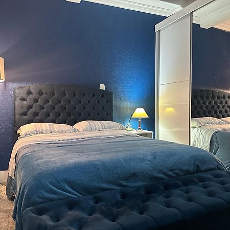 Апартаменты Apartamento Com Hidromassagem Em Грамаду Экстерьер фото