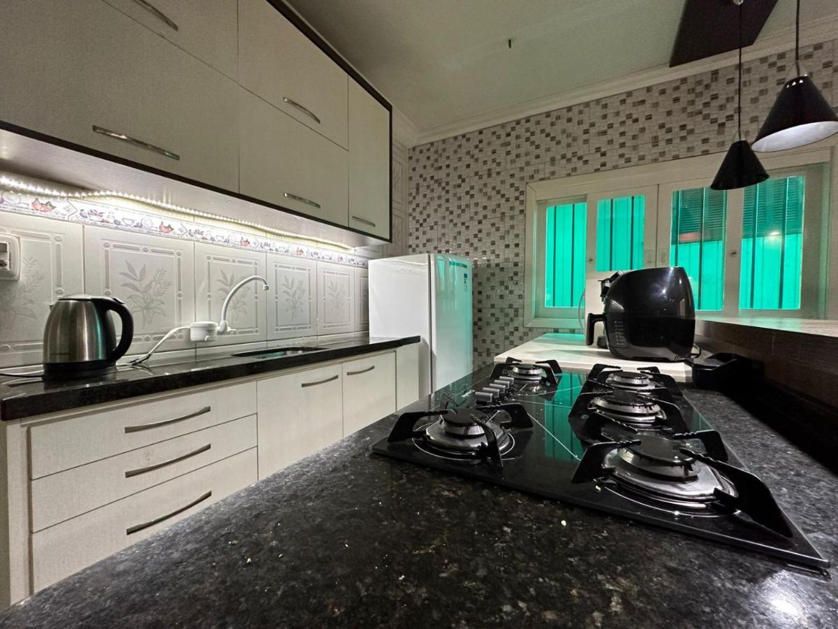 Апартаменты Apartamento Com Hidromassagem Em Грамаду Экстерьер фото